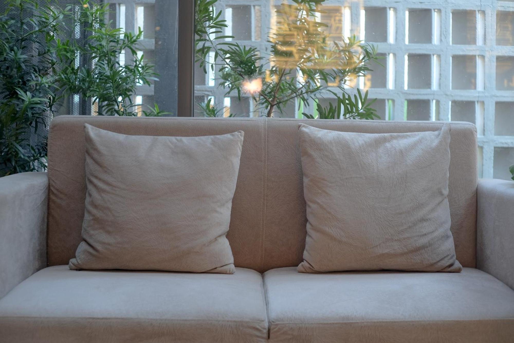 Sans Hotel Rg Living Jogja By Reddoorz Pakualaman エクステリア 写真